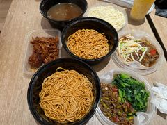 -梅溪·小伙子干挑面(安吉总店)