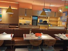 -小鱼小牛(世欧广场店)