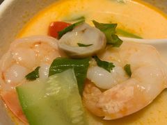 -大头虾越式风味餐厅(光明广场店)