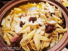 -侬佳蒸菜馆(听潮店)