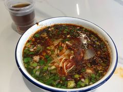 -清真·青瓷香纯汤牛肉面(酒泉路店)
