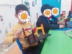 -凤凰机器人乐高编程活动中心(星湖校区)