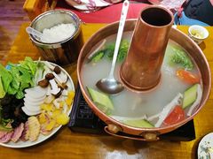 -民食香·腊排骨野生菌美食(木府店)