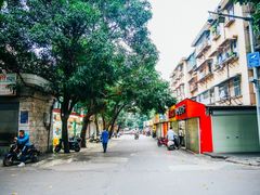 -正宗南铁拉叔沙煲螺·烧烤·秘制靓粥(南铁总店)