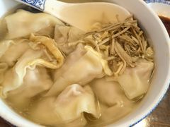 -笑来喜馄饨小笼工坊店(湖滨街店)