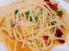 酸辣土豆丝-胜泽眼镜烧烤(云霄路直营店)