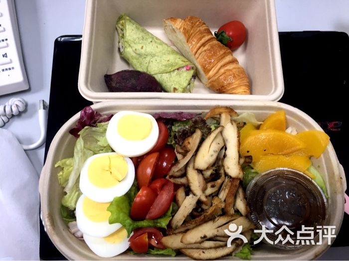 香煎鸡肉沙拉套餐