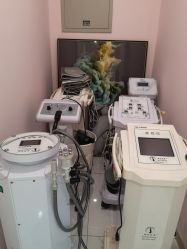 -骄阳兰多产后恢复&减龄中心(万科金域东郡店)