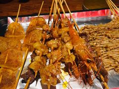 烤虾-路边摊小炉子烧烤