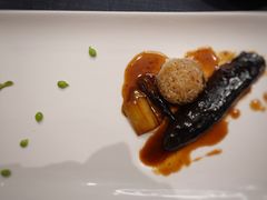 葱烧海参配乌米菌-鲁采LU STYLE(新天地店)