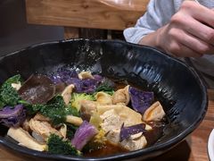 -万记麻辣烫国展总店