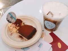 -HUGS coffee(东区店)