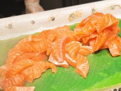 -川骄海鲜自助(王府井奥莱UP TOWN店原世界之花店)