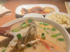 -荣家黄鱼面(前滩太古里店)