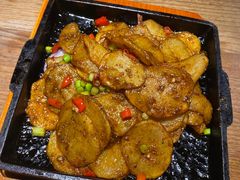 -九锅一堂酸菜鱼(万达广场店)