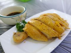 -侬佳蒸菜馆(听潮店)