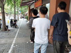 -阿婆油墩子(五里桥路188弄小区店)