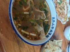 -清真马杰山牛肉汤馆