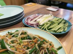-合合春饼·酱骨·东北菜(潘家园店)