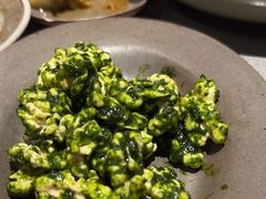 柠檬叶拌核桃仁-半山腰·云南菜(侨福芳草地店)