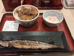 -食其家·牛丼咖喱(中山公园地铁站店)