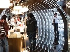 -钟书阁(松江泰晤士小镇店)