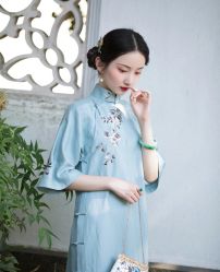 -租旗袍租礼服馆