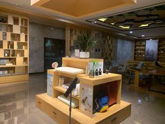 -长沙省政府地铁站亚朵酒店
