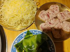 -旧街市鲜货老火锅(大光路店)