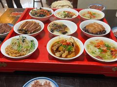 -蓝田九大碗民俗食府(蓝田店)