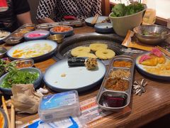 -明洞阿姨·韩式酱蟹烤肉·创意料理(三元桥店)