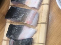 -青瓦餐厅·生鱼片·韩园烤肉(西塔店)