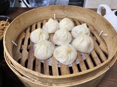 蟹粉小笼-万寿斋(山阴路店)