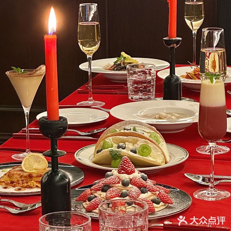 我好像找到了氛围感天花板餐吧‼️浪漫哭[流泪]