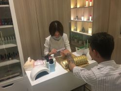 -CE·专业蛋白•羽毛接发·潮色烫染品牌店