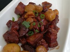 板栗红烧肉-Local泰莲庭(虹鳟鱼店)