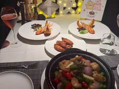 -MONICH牛排融合餐厅(和义大道购物中心店)