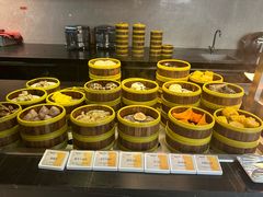 -朗丽兹自助餐厅