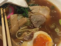 -梅龙镇广场