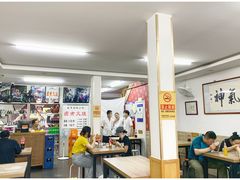 大堂-陈记卤煮小肠