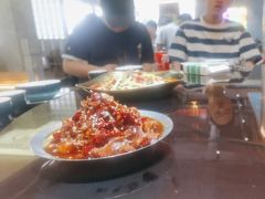 -三叔特色自贡菜(中海国际店)