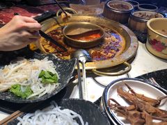 -哥老官重庆美蛙鱼头(松江地中海十八哥店)