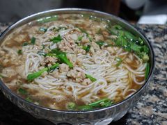 -正宗杨记普洱酸醋米线(总店)