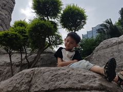 -观音桥步行街