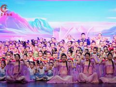 -小芳舞蹈团·少儿舞蹈·中国舞(龙江校区)