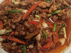 -阿瓦山寨·湘菜现炒·剁椒鱼头王(咸阳总店)