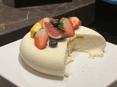 -云端西餐厅(南宁龙光那莲豪华精选酒店)