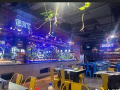 -嗨内嗨外自助火锅餐厅体验馆