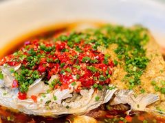 双色剁椒鱼头-富淳饭店(陆家嘴保利广场店)