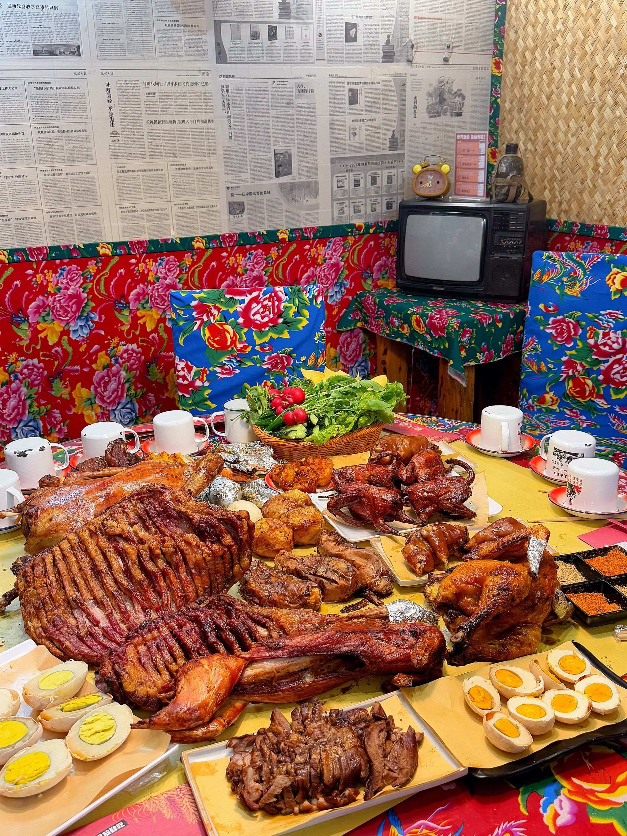 提前3小时预约才能吃上的土窑坑烤!